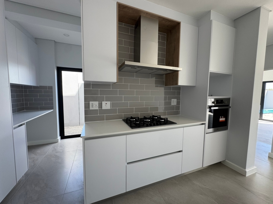 4 Bedroom Property for Sale in Sandown Western Cape